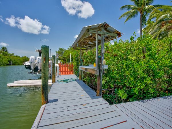 Florida Keys Sombrero Beach 3 Bedroom Pool Home On Canal